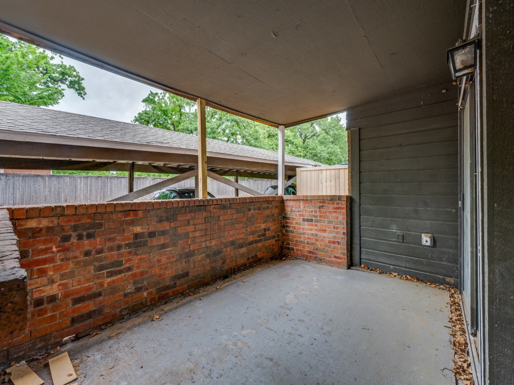1122 Millview Drive Arlington TX 76012