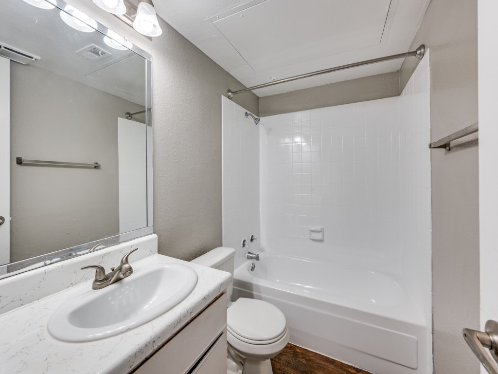 1122 Millview Drive Arlington TX 76012