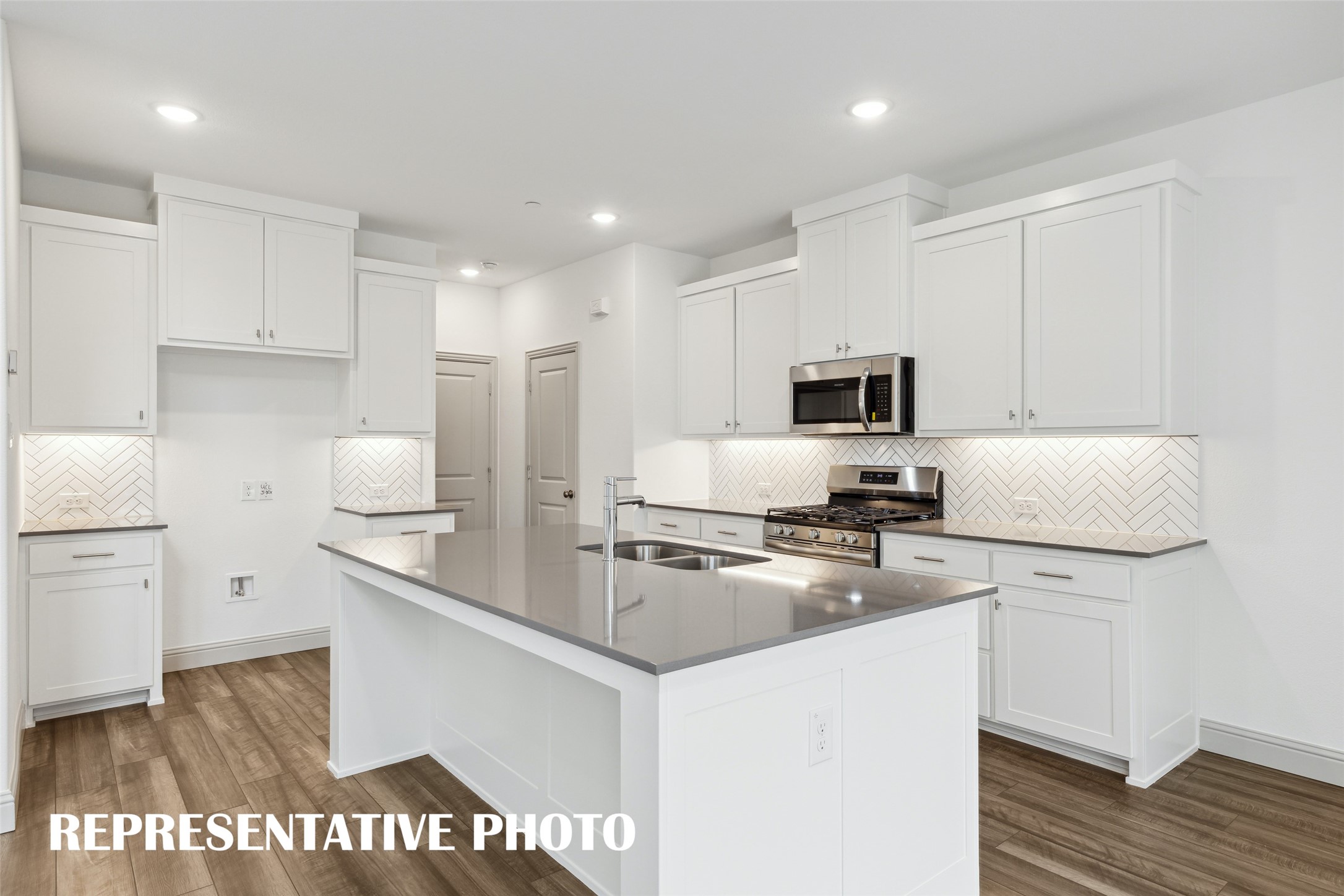 3723 Pierce Lane Grand Prairie TX 75052
