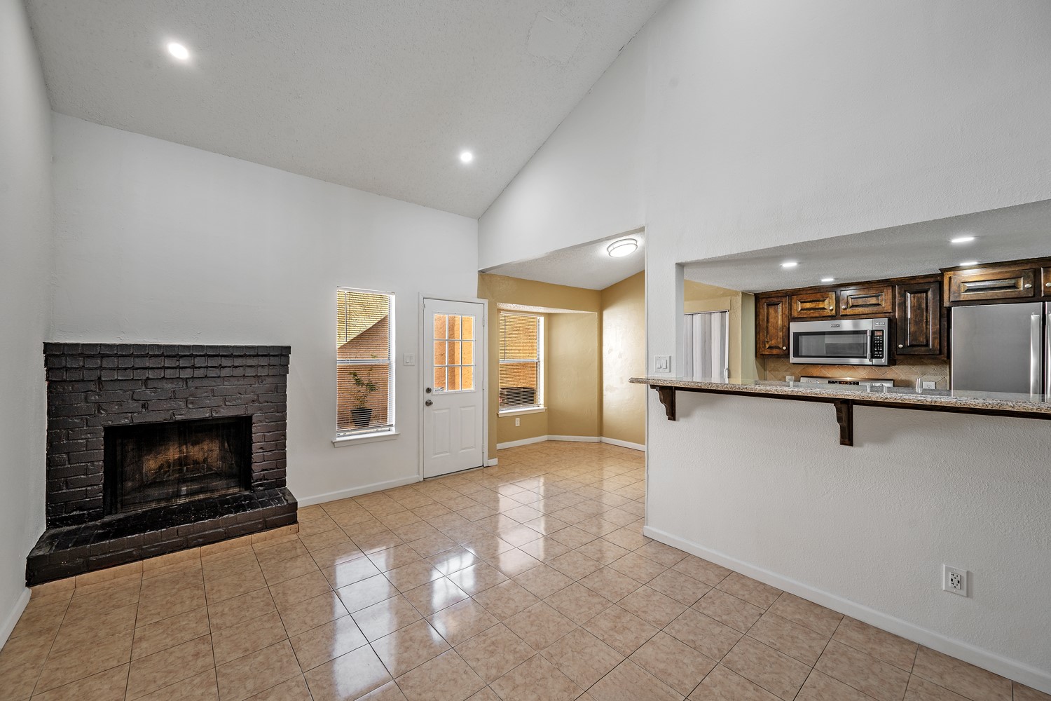 1837 Amber Lane Carrollton TX 75007