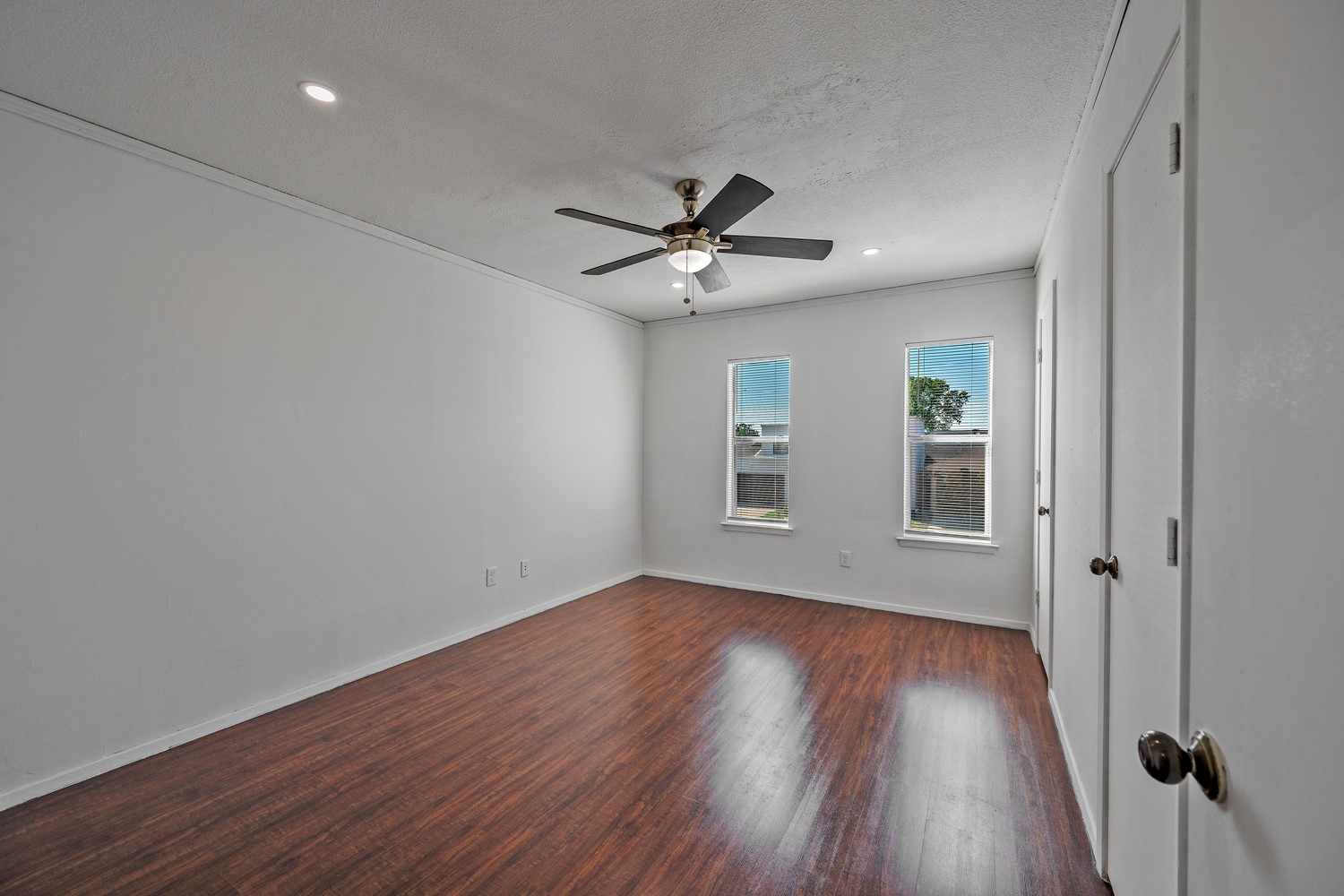 1837 Amber Lane Carrollton TX 75007