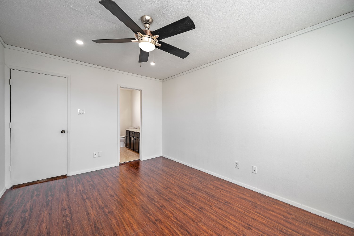 1837 Amber Lane Carrollton TX 75007