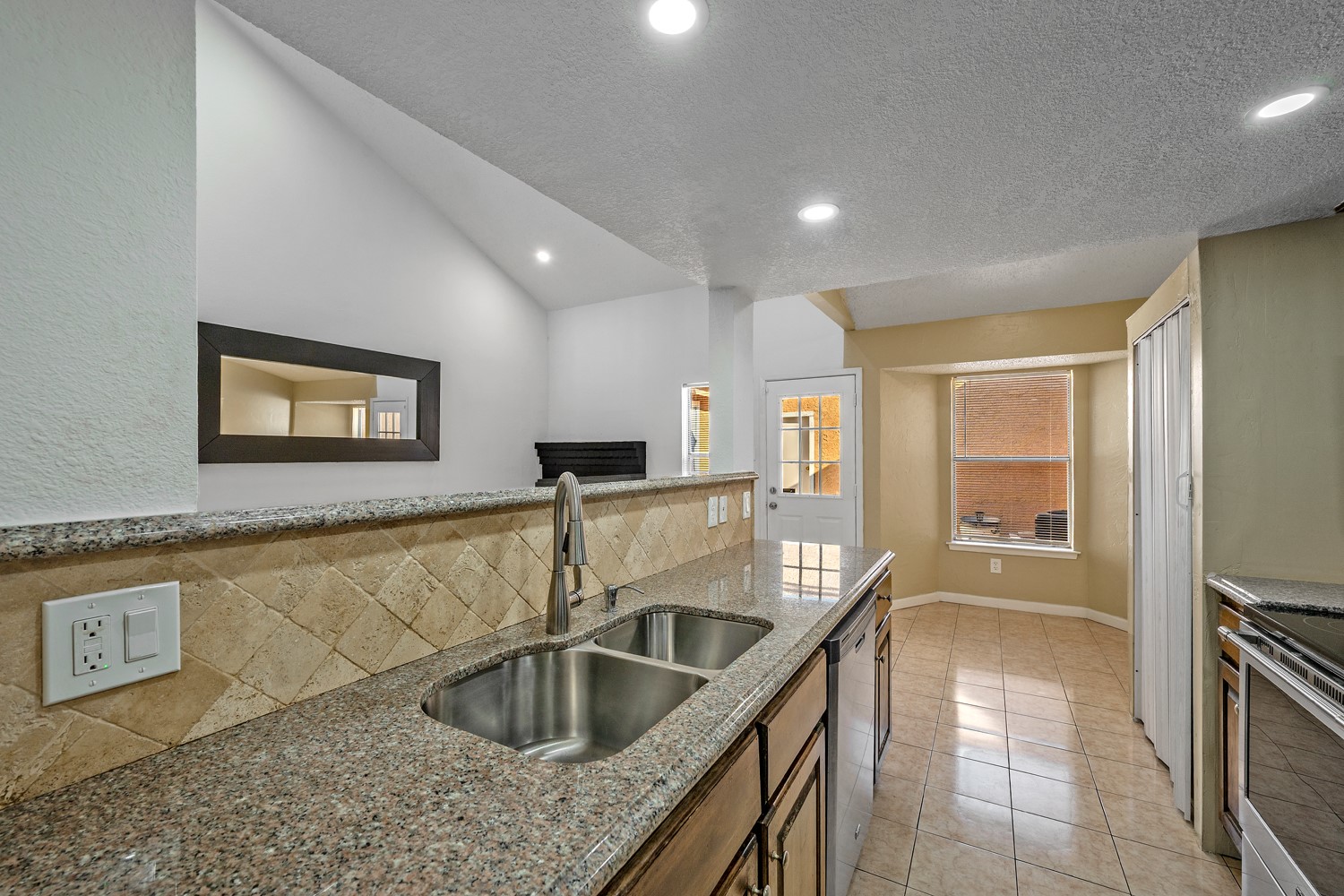 1837 Amber Lane Carrollton TX 75007