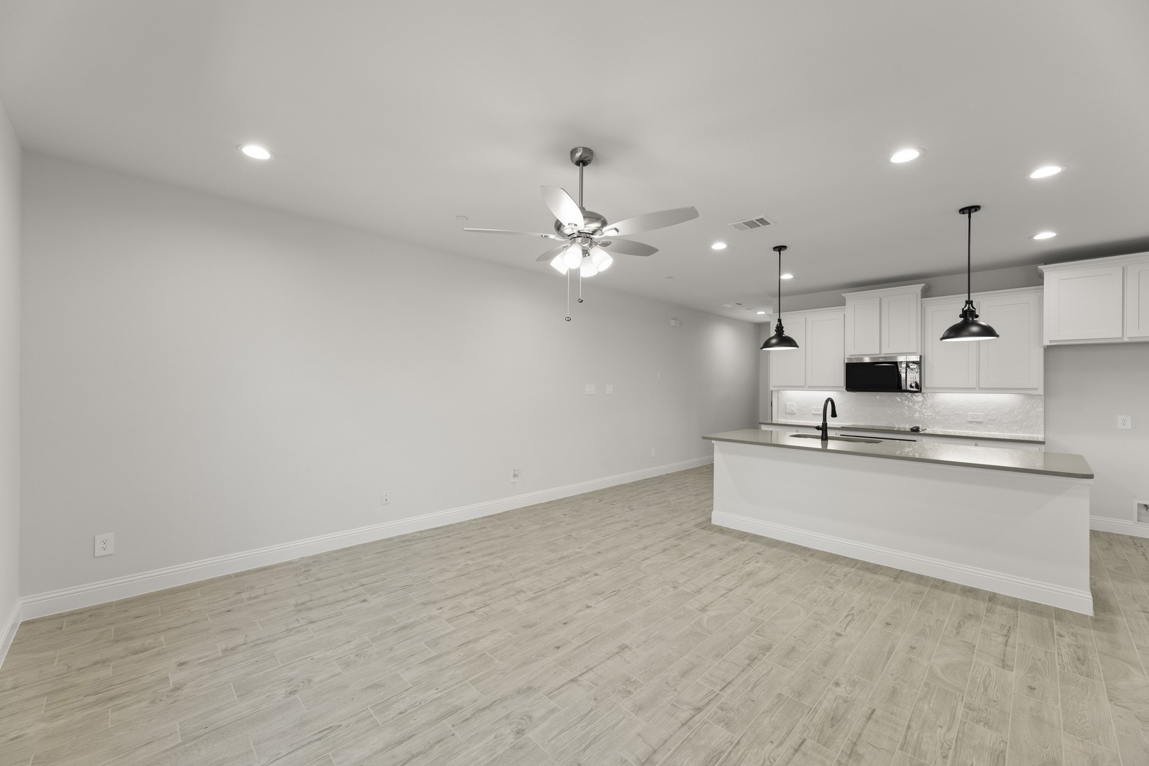 6945 Mustang Isle Drive Dallas TX 75228