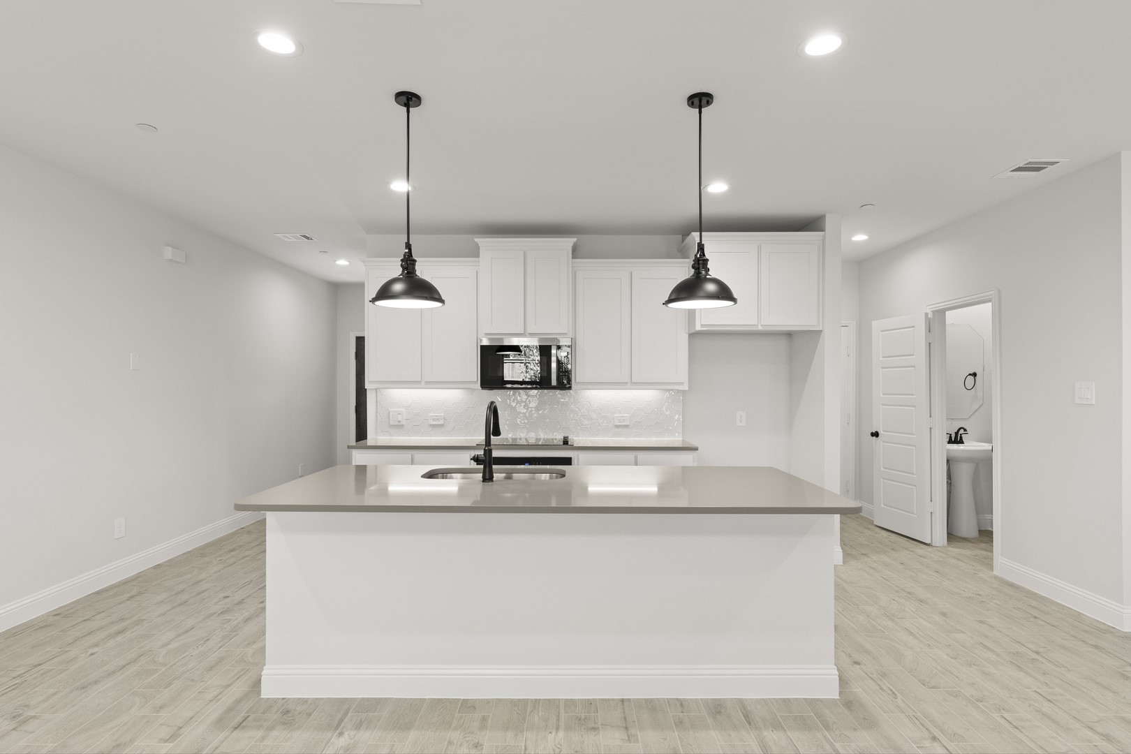 6945 Mustang Isle Drive Dallas TX 75228