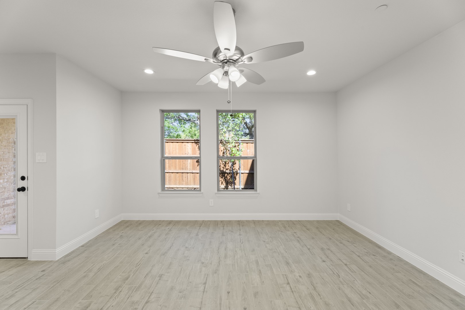 6945 Mustang Isle Drive Dallas TX 75228
