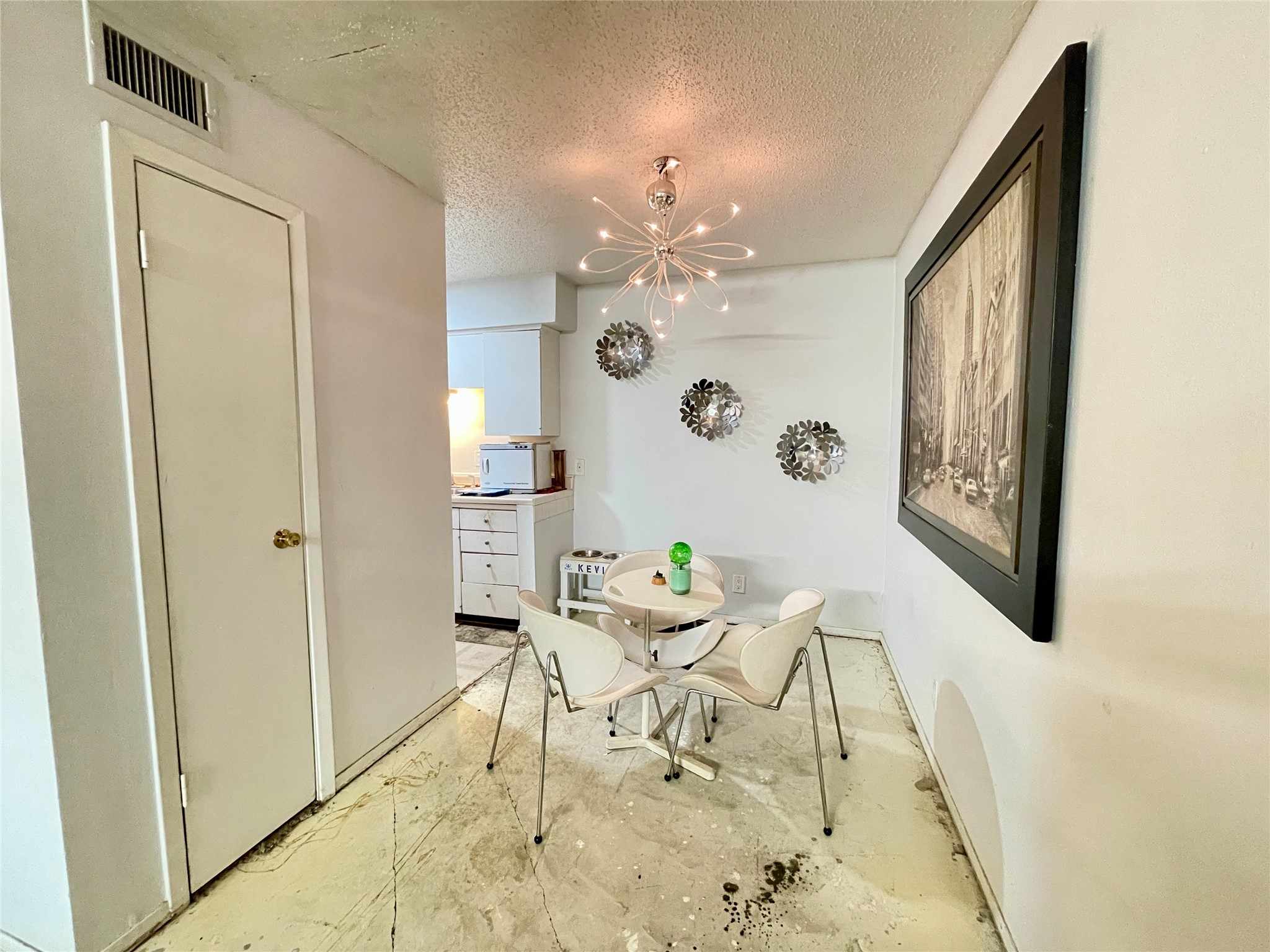 4859 Cedar Springs Road Dallas TX 75219
