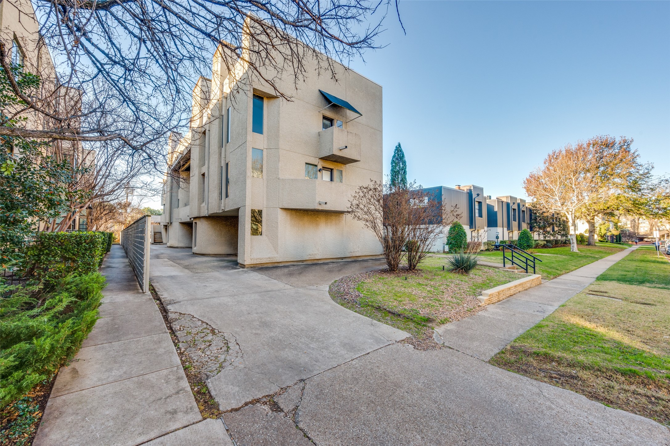 4130 Newton Avenue Dallas TX 75219