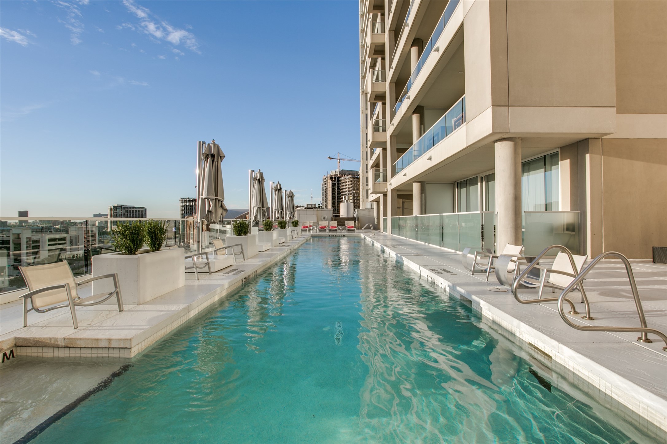 2408 Victory Park Lane Dallas TX 75219