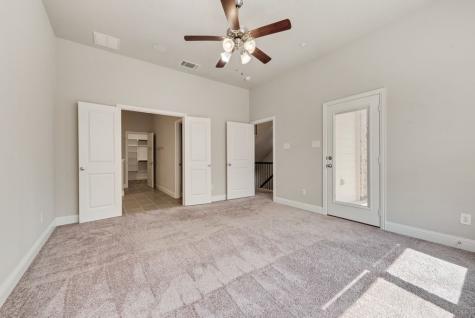 281 Scotia Street Lewisville TX 75056