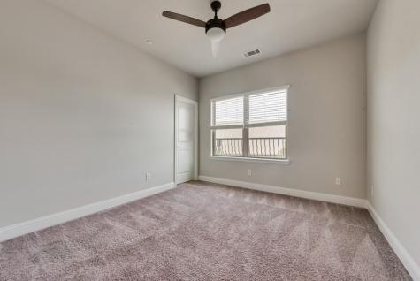 281 Scotia Street Lewisville TX 75056