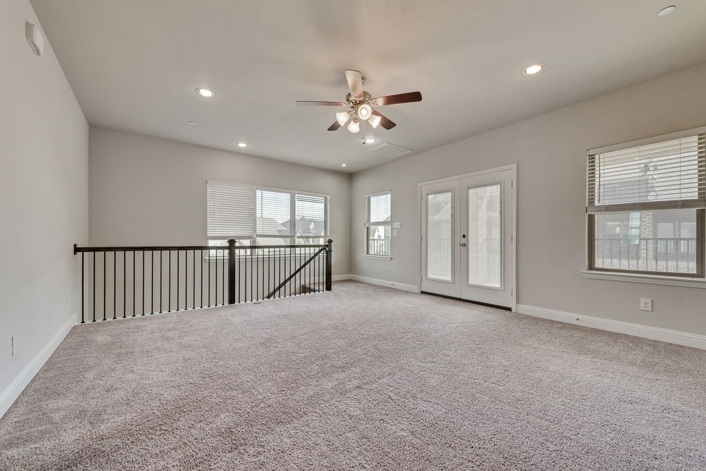 281 Scotia Street Lewisville TX 75056