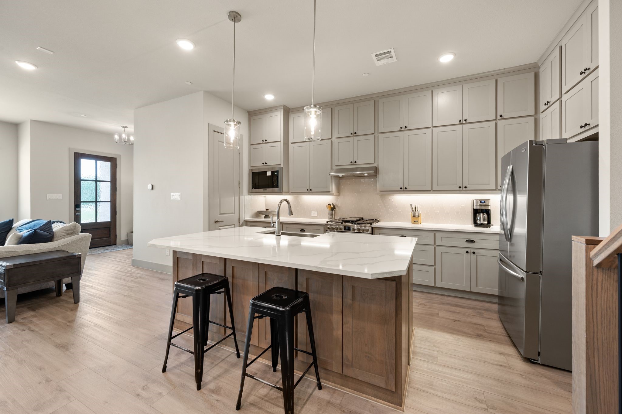1832 Wittington Place Farmers Branch TX 75234