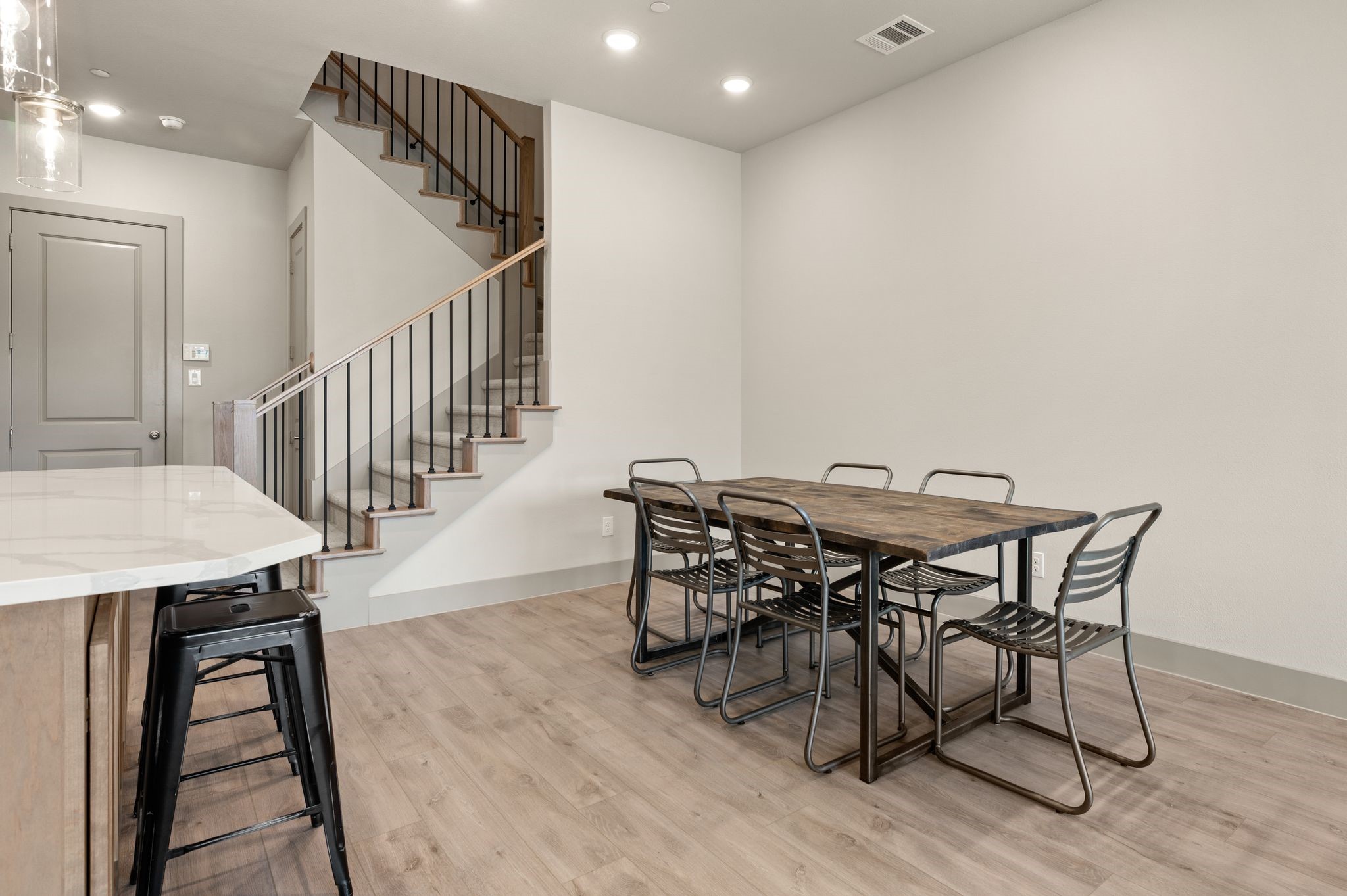 1832 Wittington Place Farmers Branch TX 75234