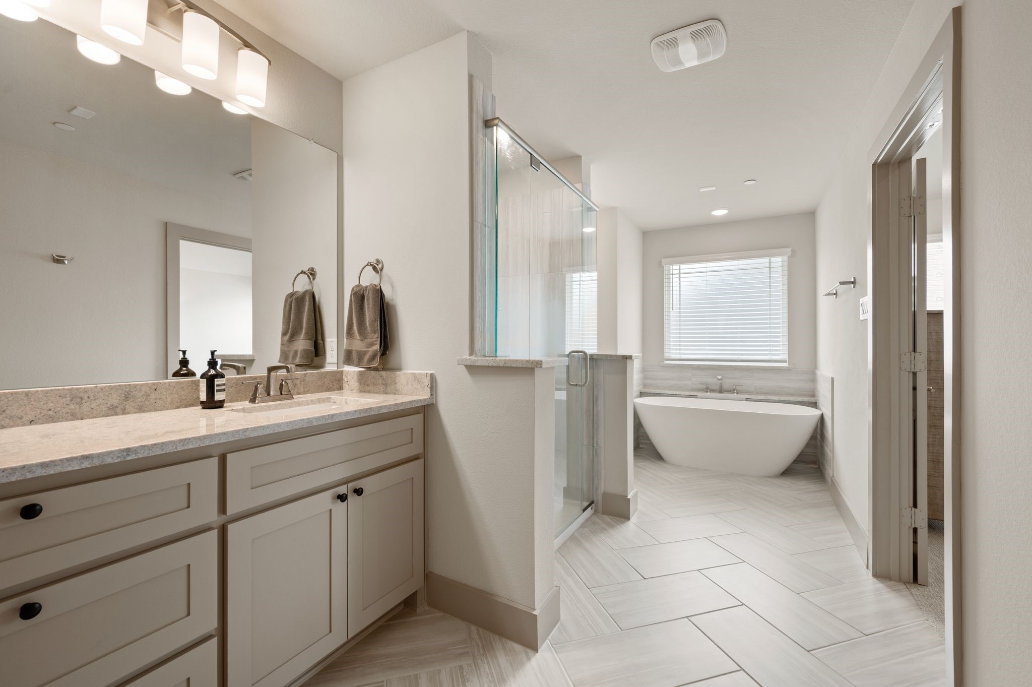 1832 Wittington Place Farmers Branch TX 75234