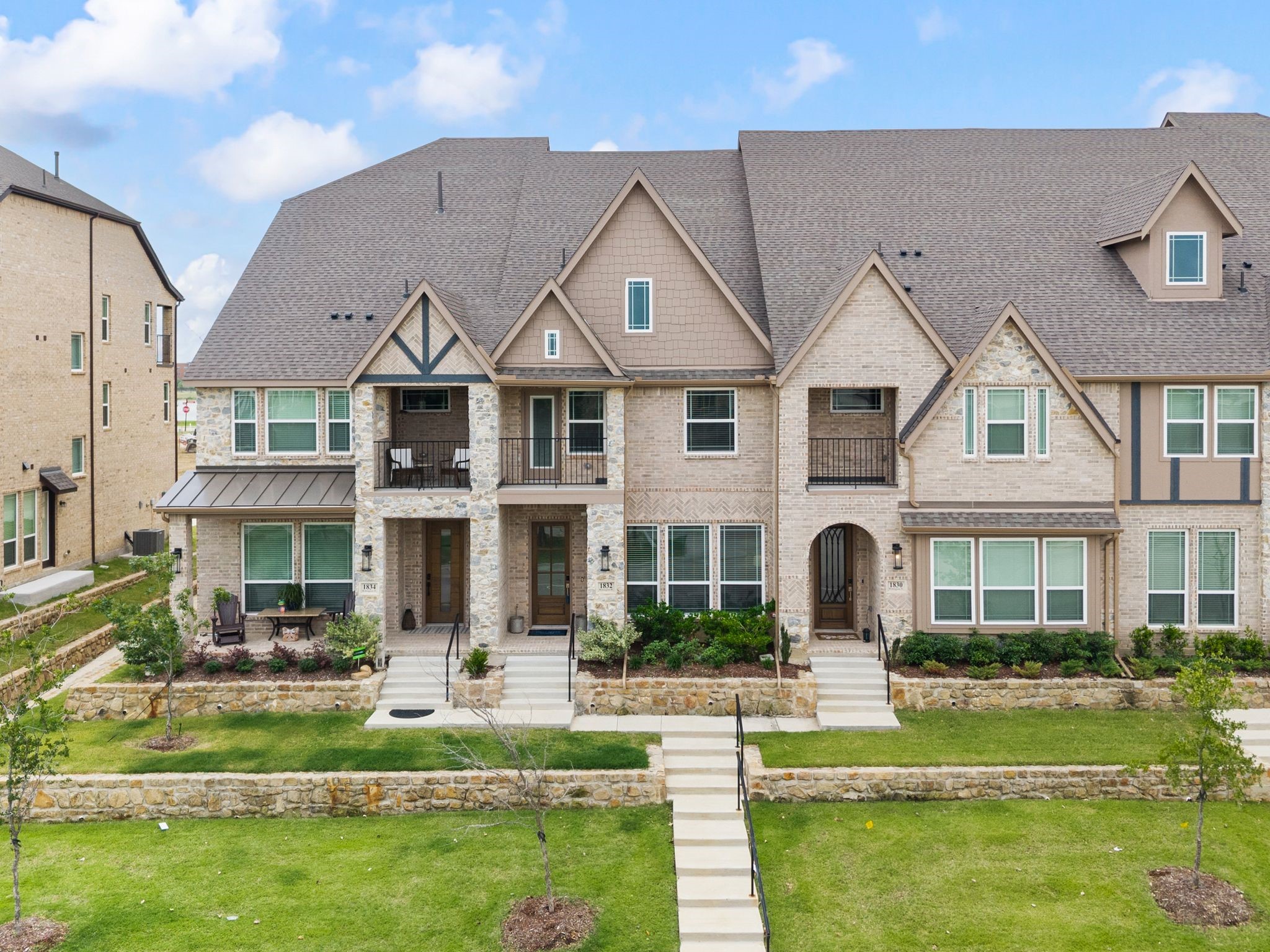 1832 Wittington Place Farmers Branch TX 75234