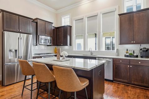 2174 Aylesport Drive Dallas TX 75201