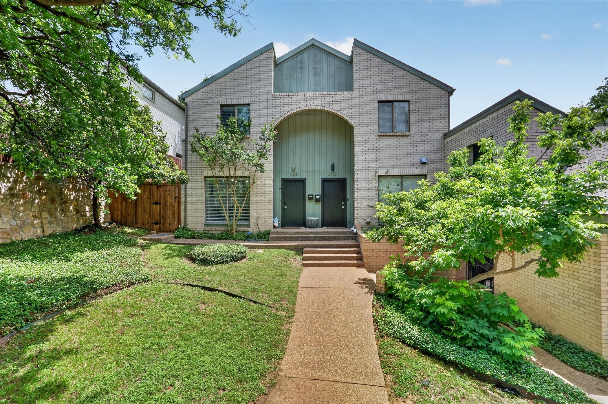 2613 Mccart Avenue Fort Worth TX 76110