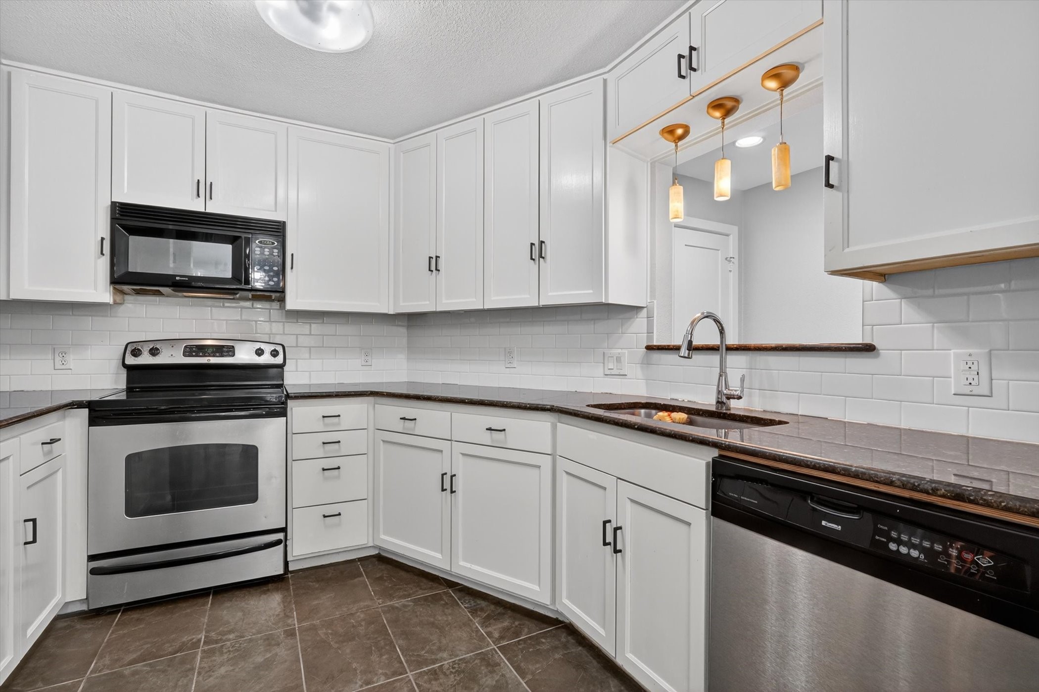 2613 Mccart Avenue Fort Worth TX 76110