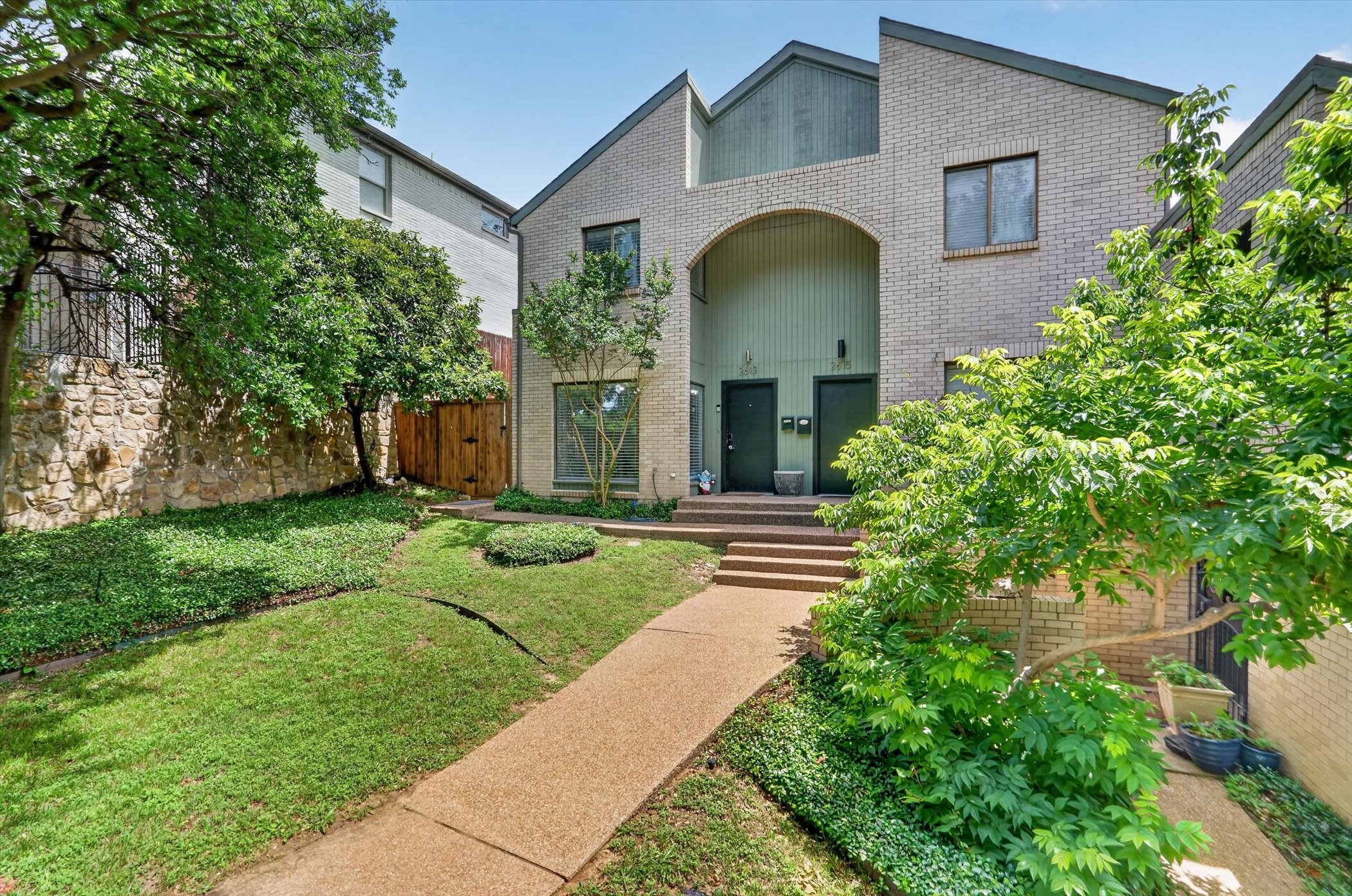 2613 Mccart Avenue Fort Worth TX 76110