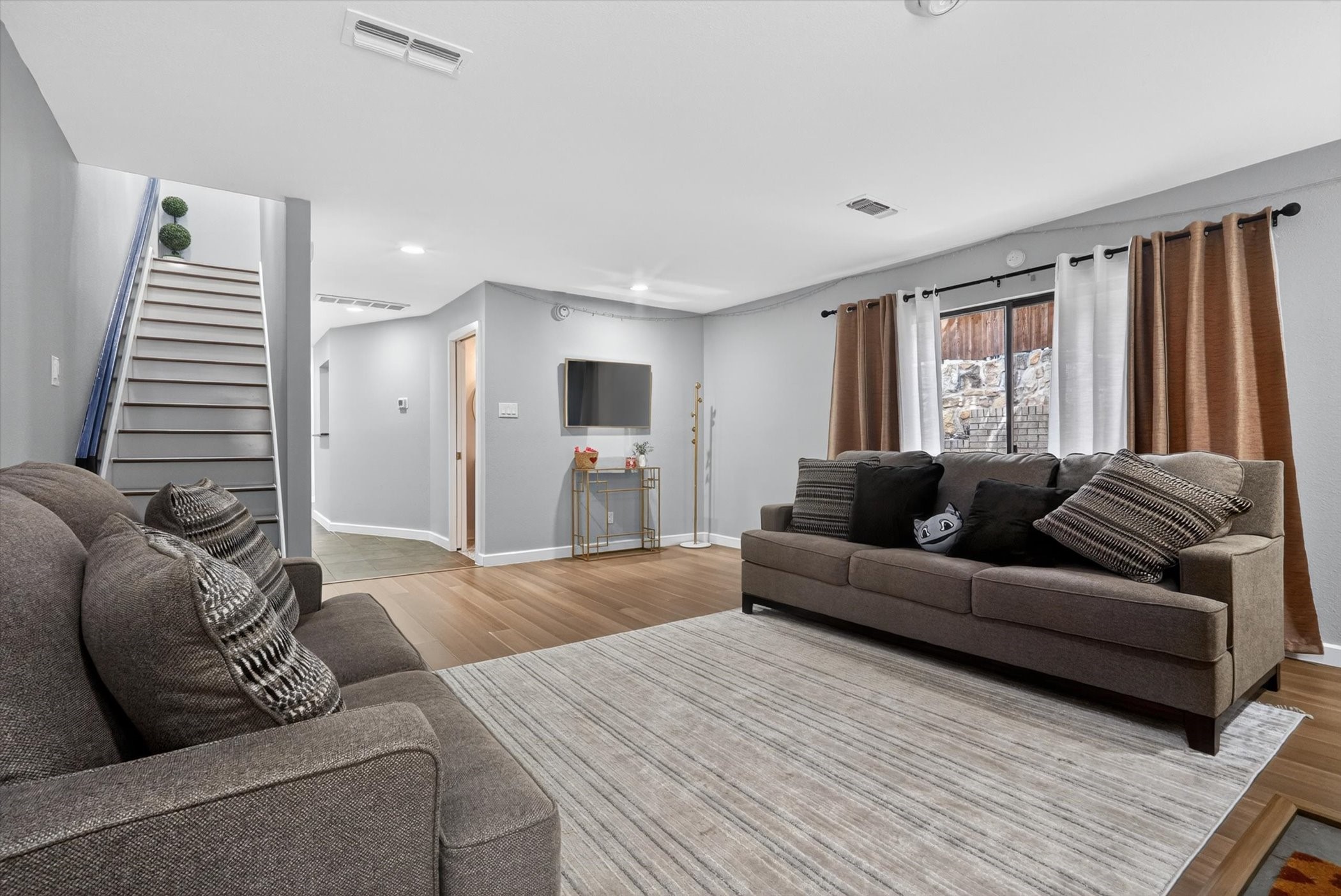 2613 Mccart Avenue Fort Worth TX 76110