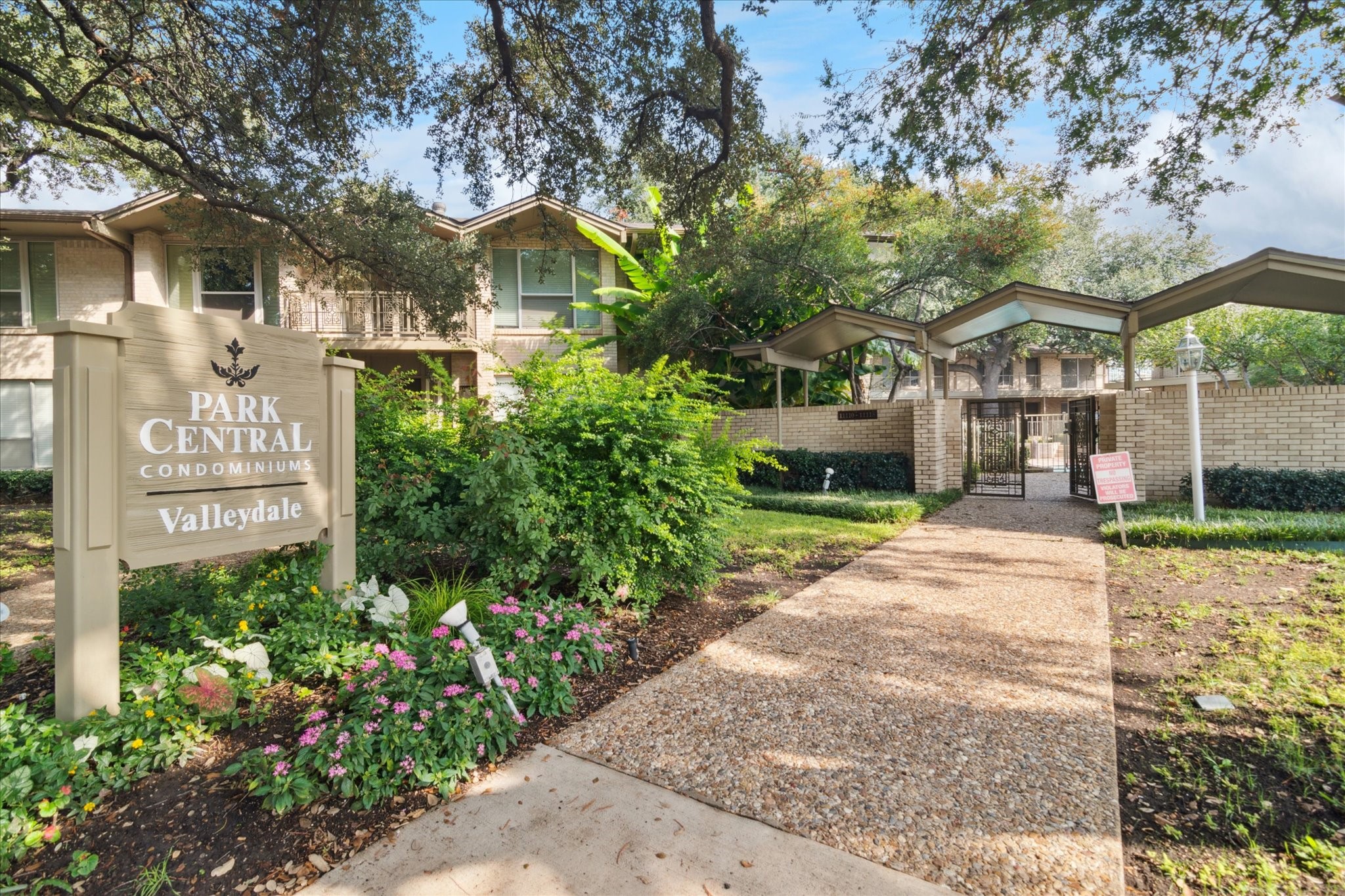 11118 Valleydale Drive Dallas TX 75230