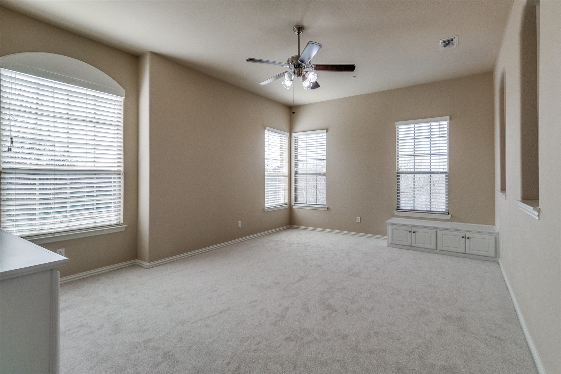 6101 Eagle Nest Drive Garland TX 75044