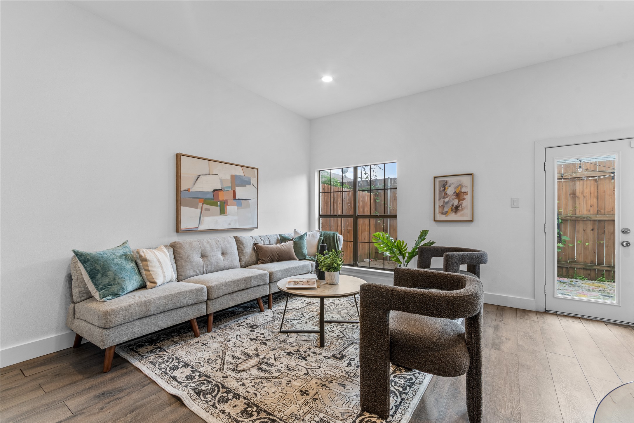 2807 Throckmorton Street Dallas TX 75219