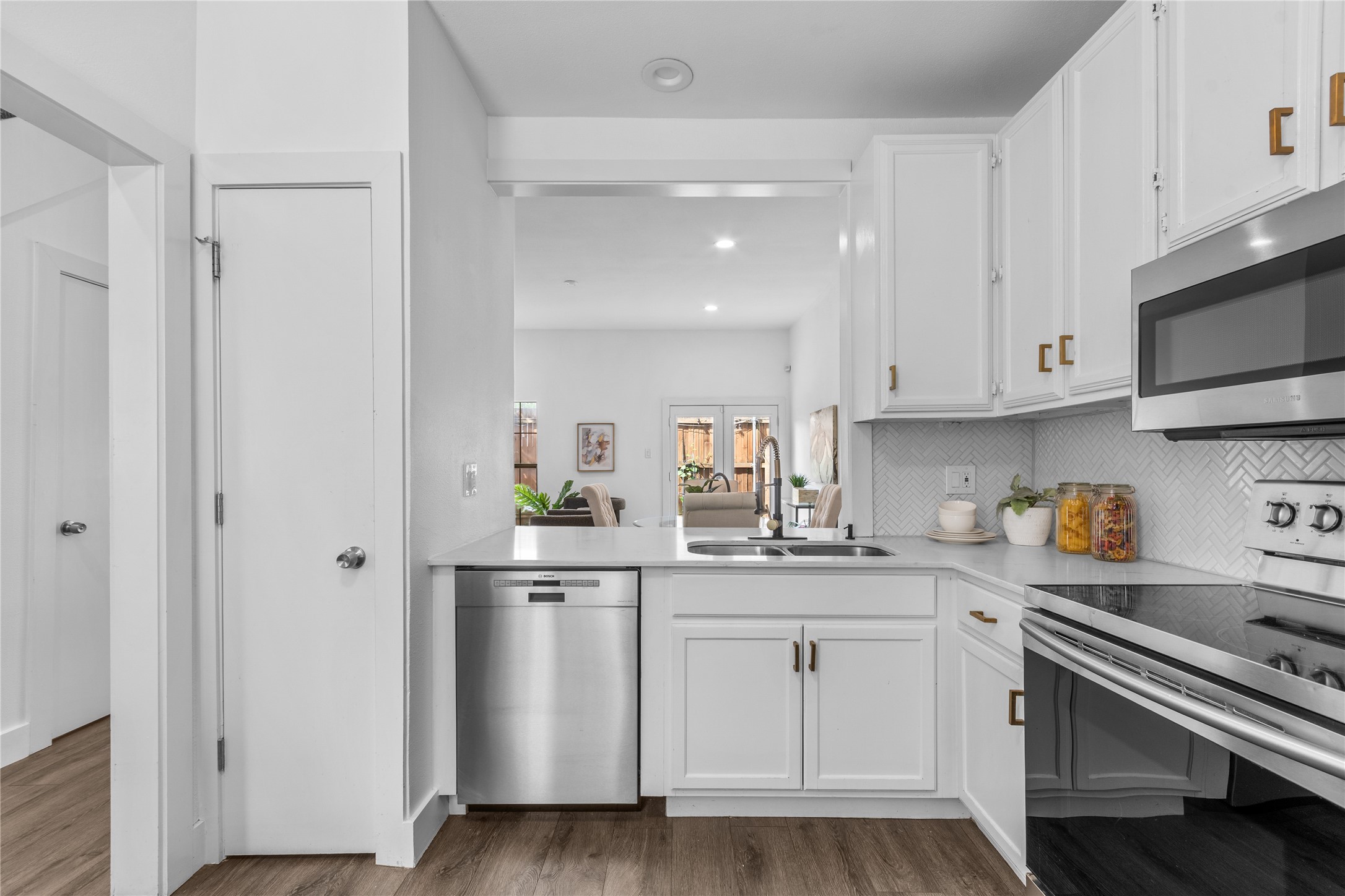 2807 Throckmorton Street Dallas TX 75219