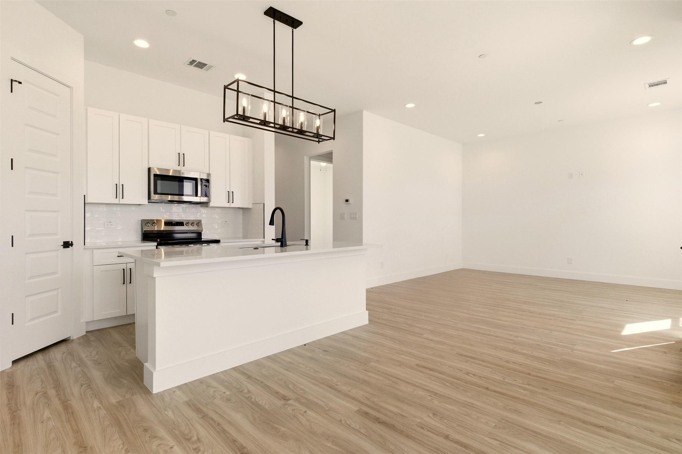 8902 Lowell Street Rowlett TX 75089