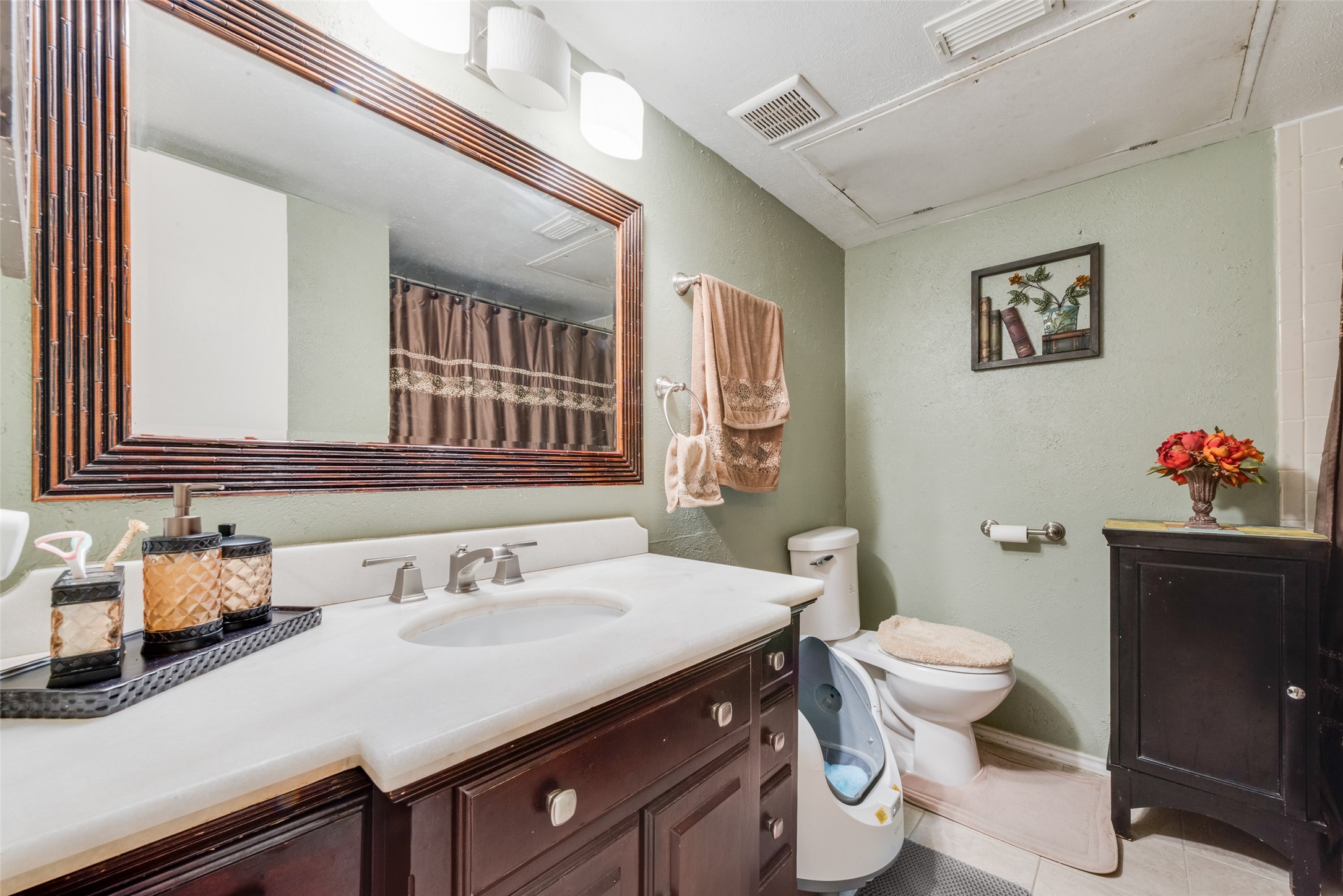527 Towne House Lane Richardson TX 75081