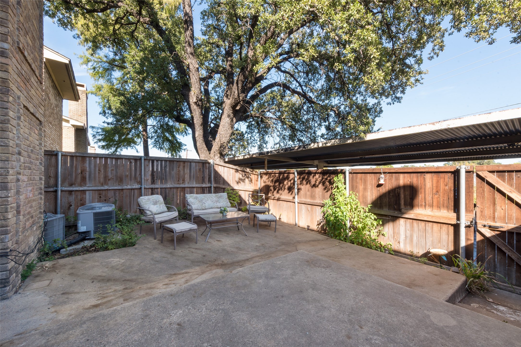 527 Towne House Lane Richardson TX 75081