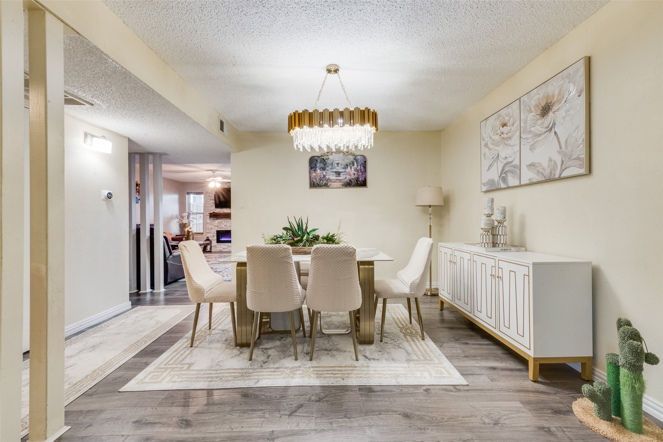 527 Towne House Lane Richardson TX 75081