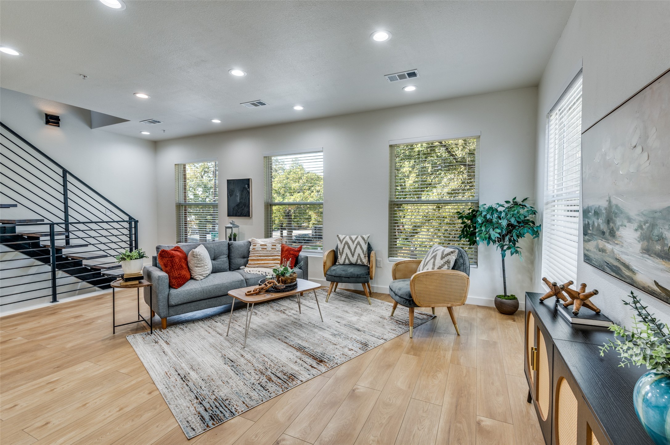 504 S Oconnor Road Irving TX 75060