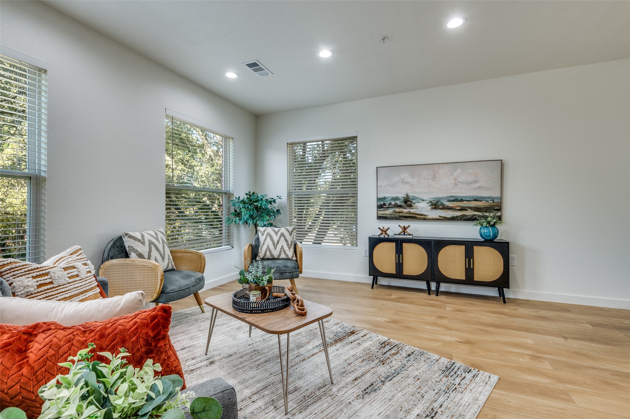 504 S Oconnor Road Irving TX 75060