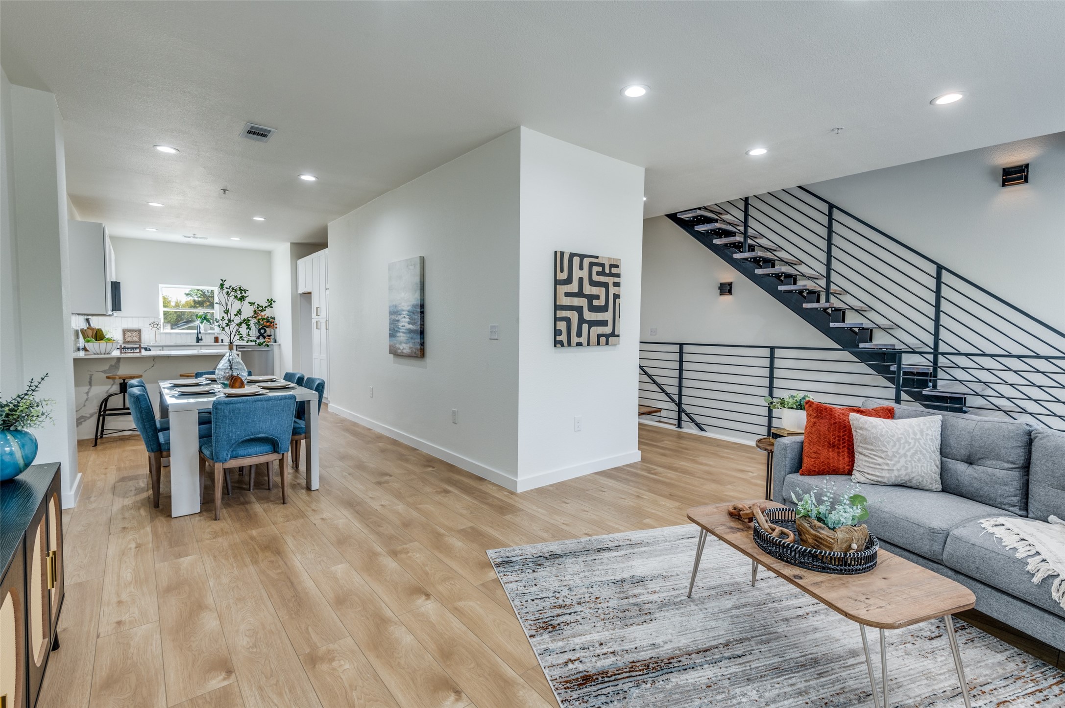 504 S Oconnor Road Irving TX 75060