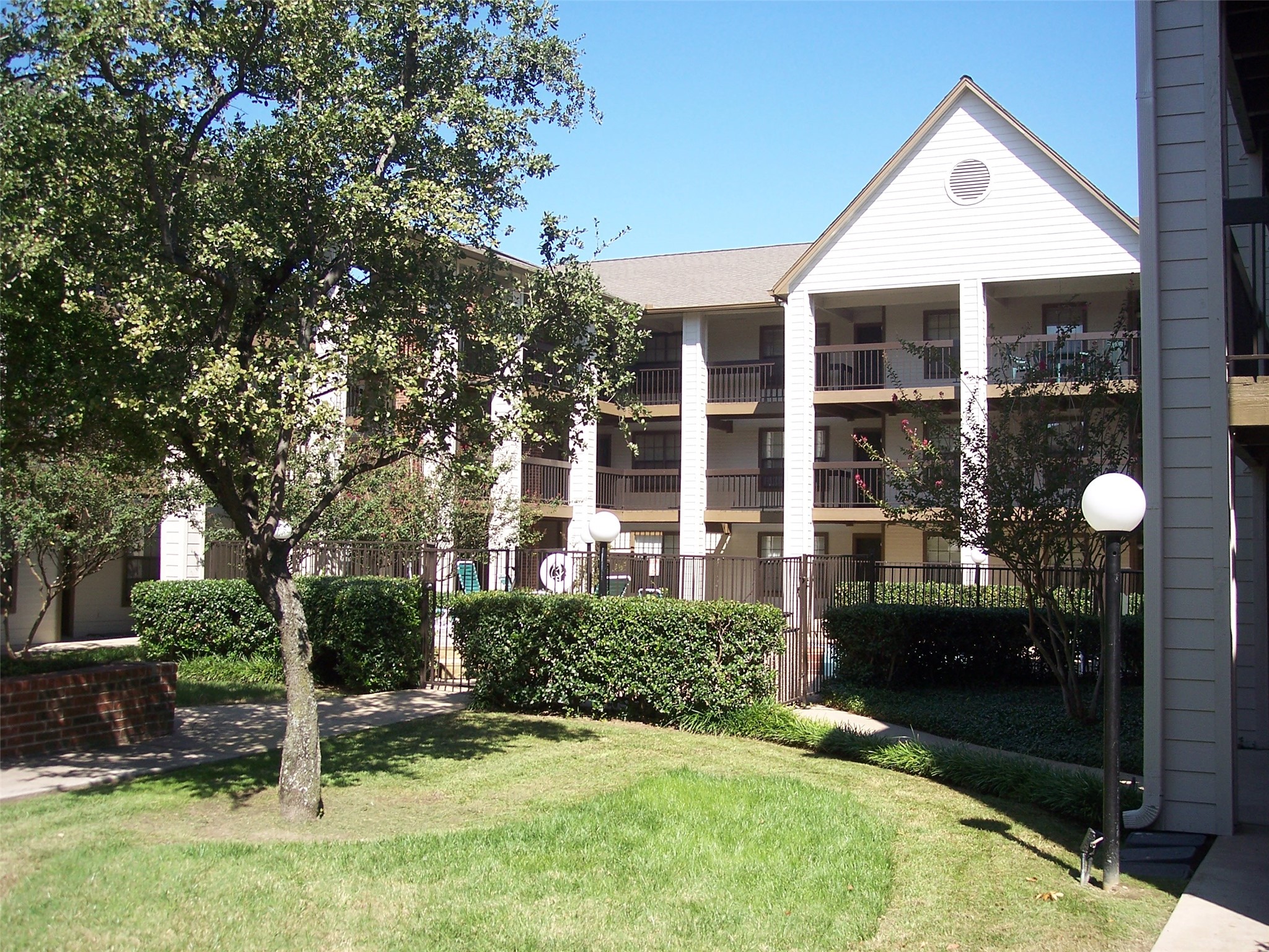 218 N Texas Boulevard Denton TX 76201