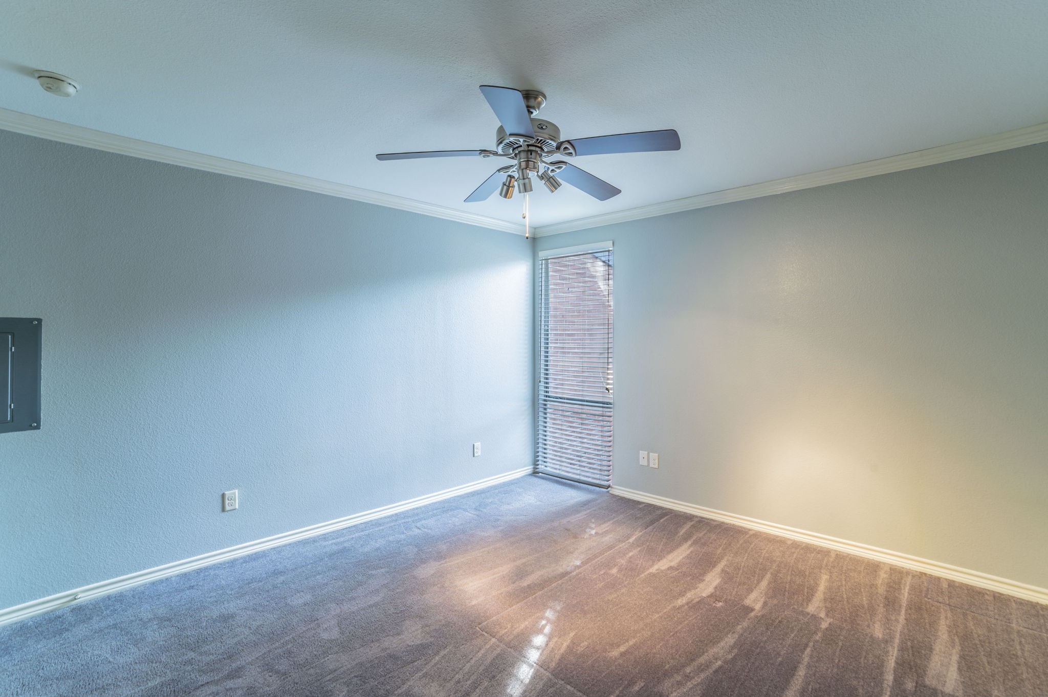 526 E Avenue J Grand Prairie TX 75050