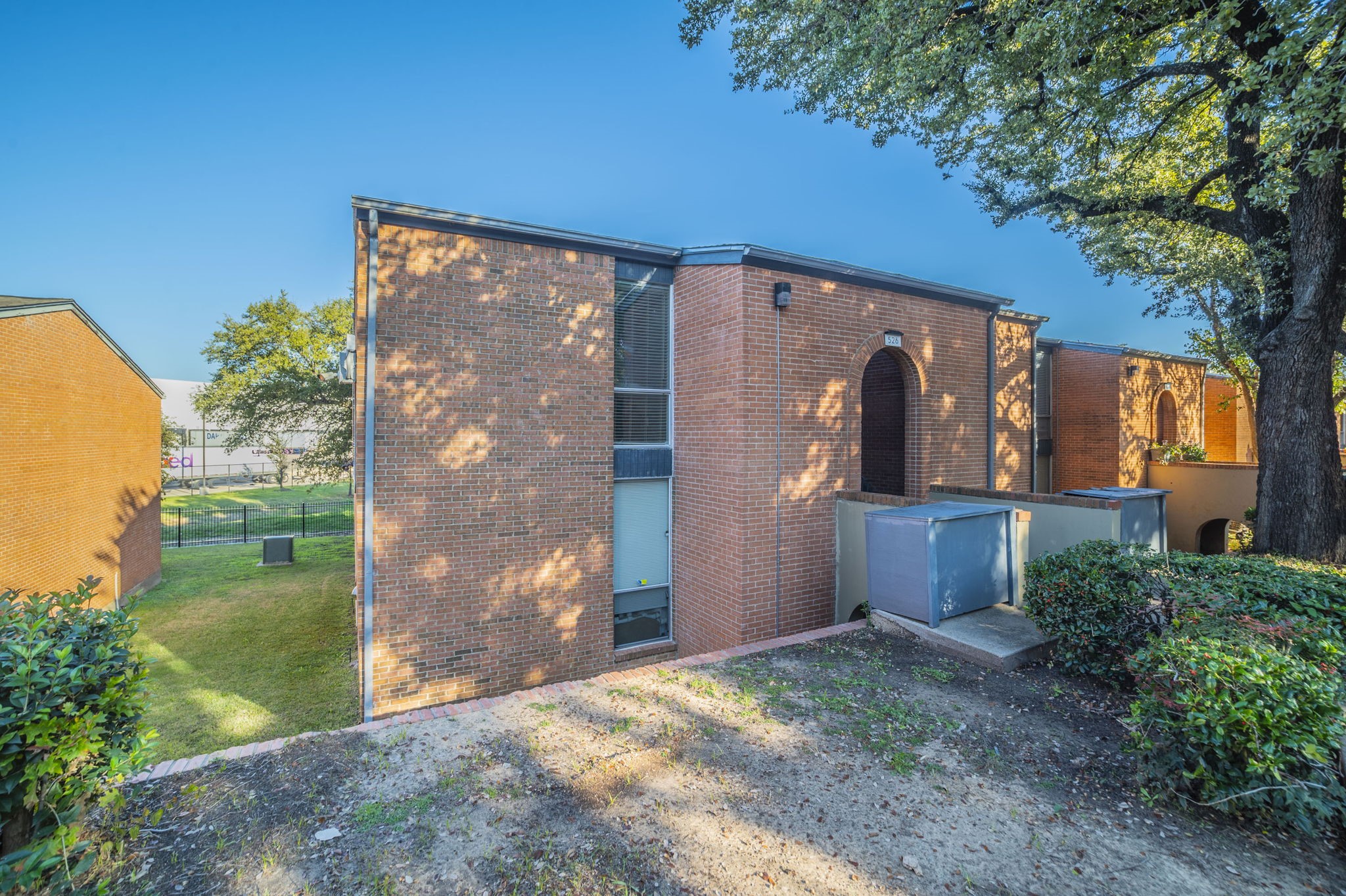 526 E Avenue J Grand Prairie TX 75050