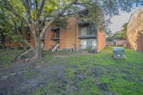 526 E Avenue J Grand Prairie TX 75050