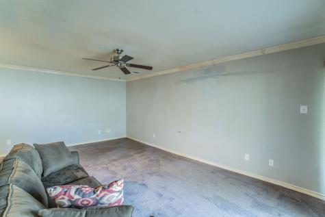 526 E Avenue J Grand Prairie TX 75050