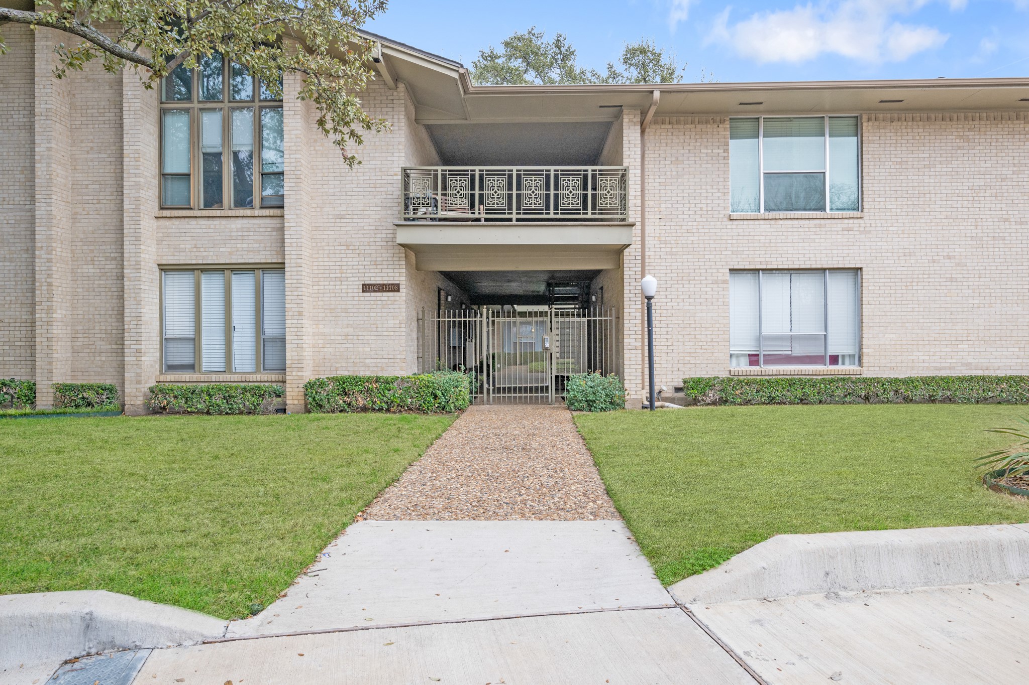 11104 Valleydale Drive Dallas TX 75230