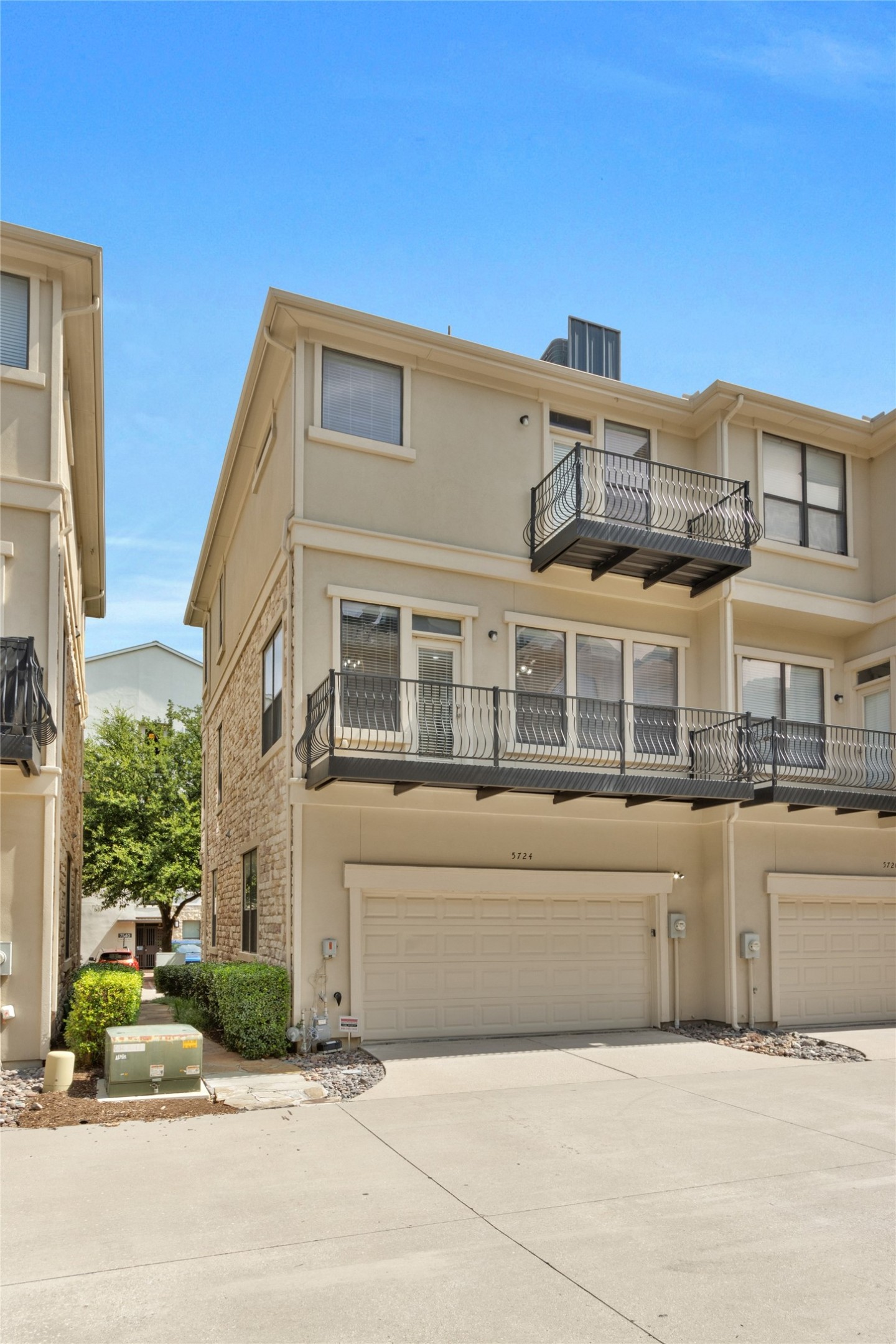 5724 Robbie Road Plano TX 75024