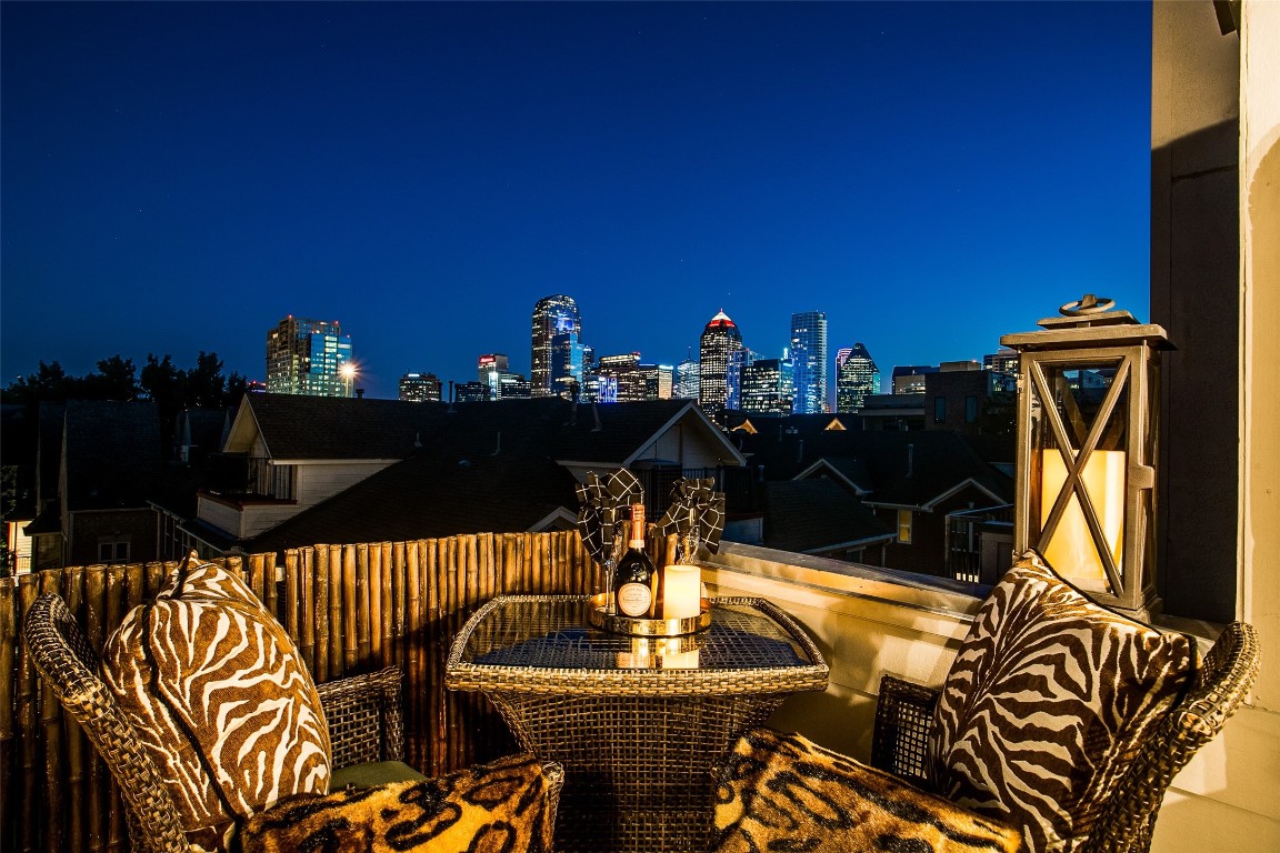 2850 State Street Dallas TX 75204