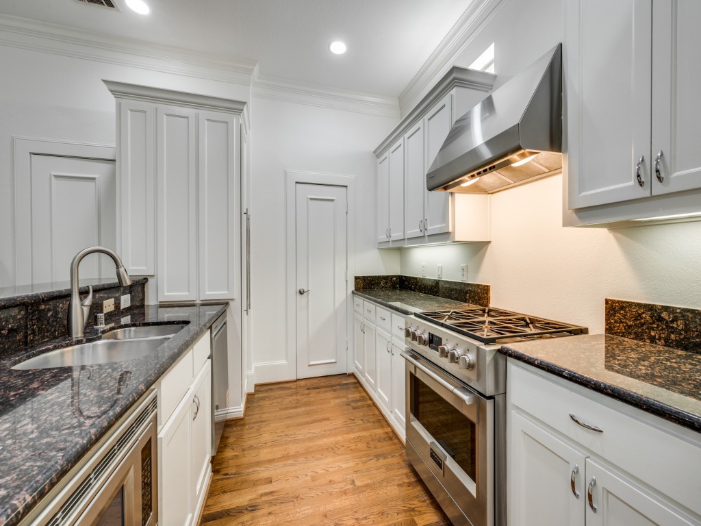 4330 Gilbert Avenue Dallas TX 75219