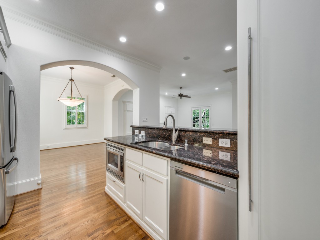 4330 Gilbert Avenue Dallas TX 75219