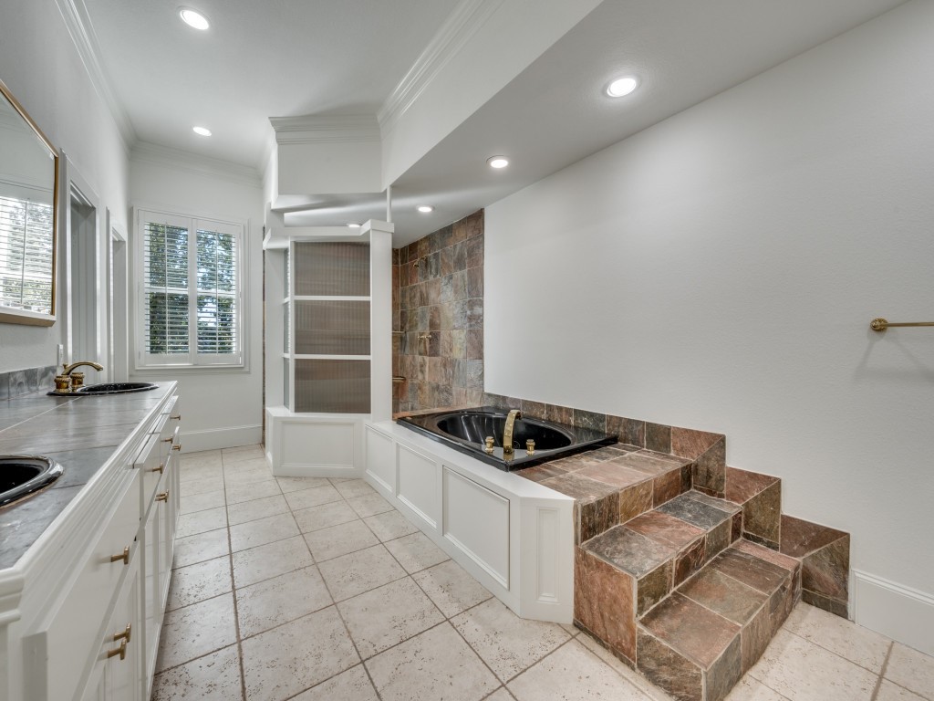4330 Gilbert Avenue Dallas TX 75219