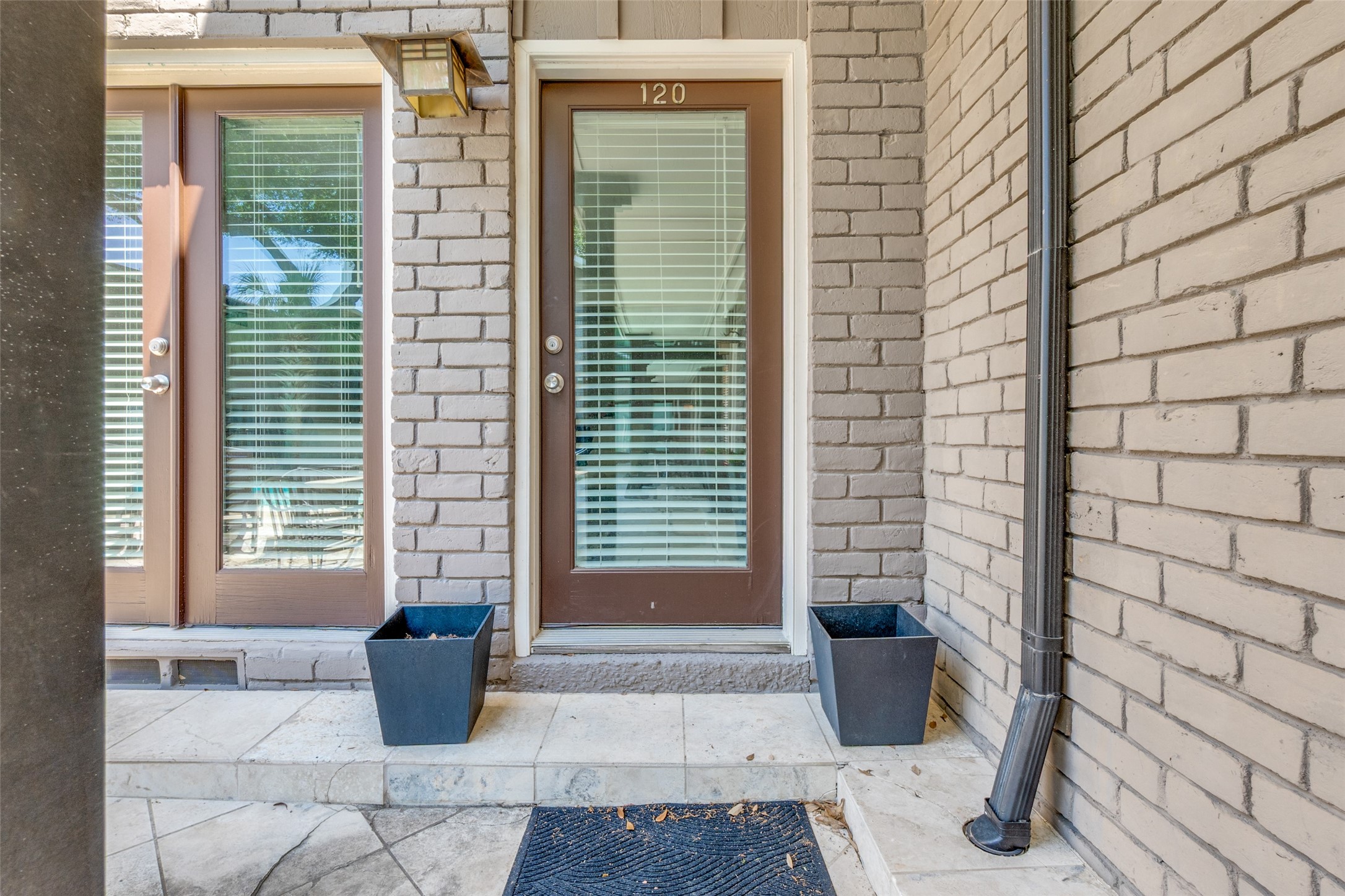 10211 Regal Oaks Drive Dallas TX 75230