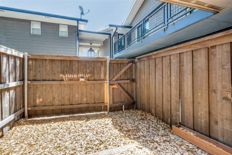 10211 Regal Oaks Drive Dallas TX 75230