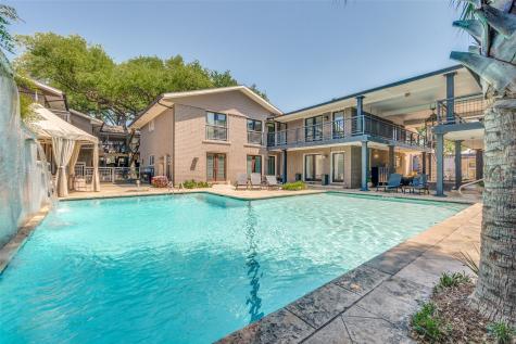 10211 Regal Oaks Drive Dallas TX 75230